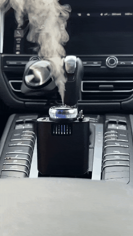 SmartDrive™ 5-en-1  :Rechargez, parfumez, illuminez votre voiture